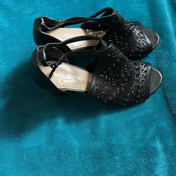 Used via spiga sandal heels - Picture 2 of 5